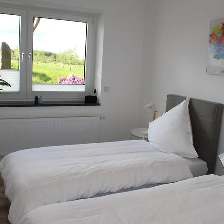 Gaestezimmer Bergerhof - Ankommen Und Wohlfuehlen Neuss Zewnętrze zdjęcie