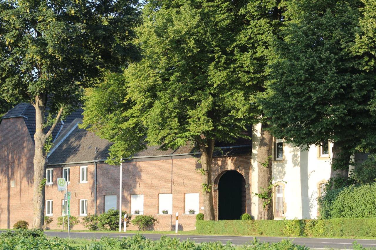 Gaestezimmer Bergerhof - Ankommen Und Wohlfuehlen Neuss Zewnętrze zdjęcie